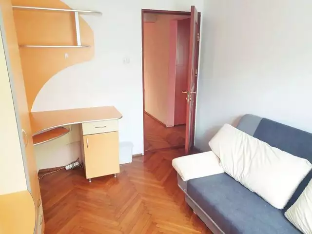 Apartament 4 camere, str Nicolae Titulescu
