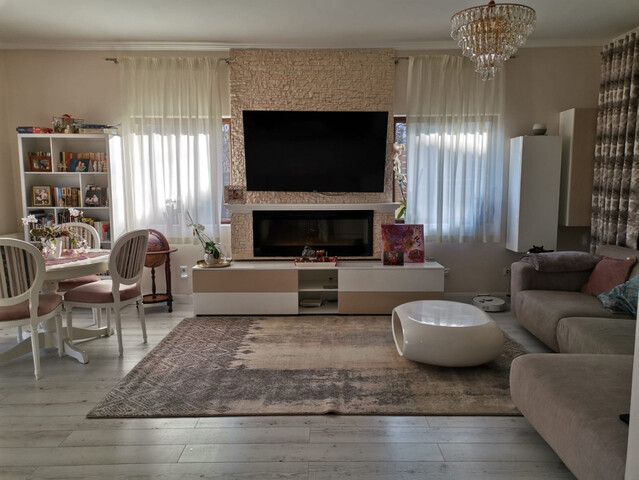 Casa complet mobilata si utilata modern, 280 mp teren, in zona Romul Ladea - PropertyBook