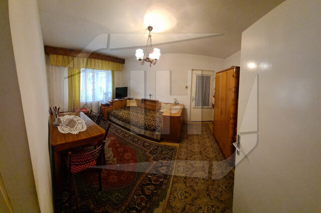 Apartament 2 camere semidecomandat, zona strazii Alexandru Vlahuta