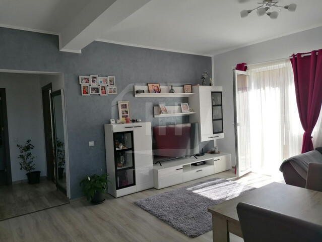 Apartament 3 camere modern, parcare, zona Regal Baciu - PropertyBook