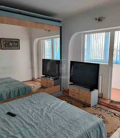 Apartament 2 camere, decomandat, mobilat, zona Aurel Vlaicu