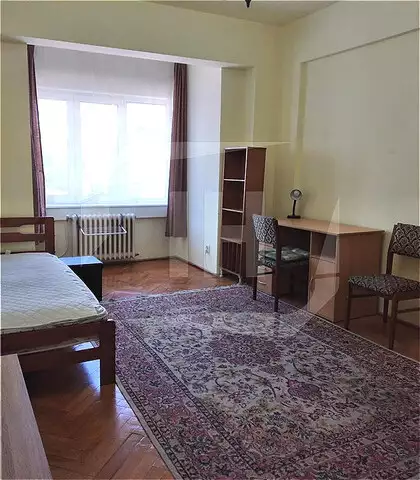 Apartament 2 camere, decomandat, 50 mp, zona Sora