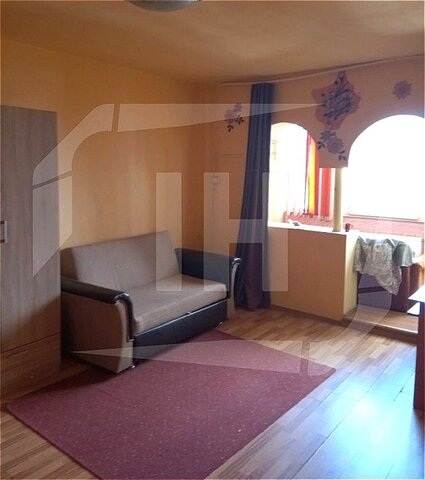 Apartament 4 camere, decomandat, pet friendly, zona Aurel Vlaicu