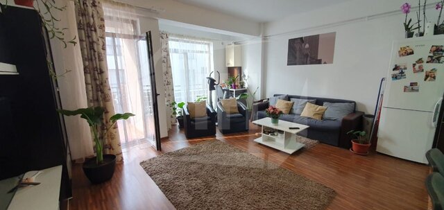 Apartament 2 camere cu terasa, zona Plopilor - PropertyBook