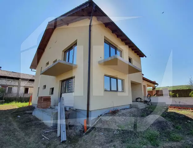 Casa cu 5 camere, 500 mp teren, in zona Bazei Sportive Gheorgheni