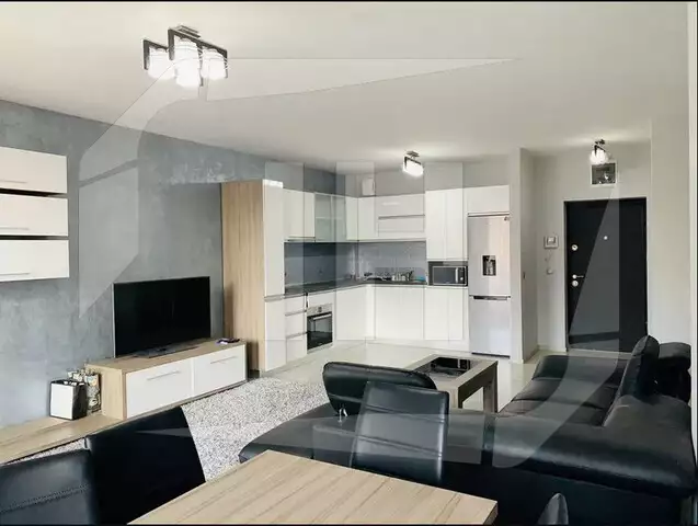 Apartament cu 3 camere, 100 de mp, 2 balcoane, in zona Riviera Luxury