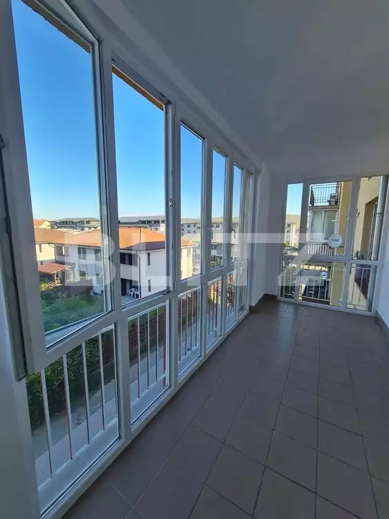 Apartament 2 camere decomandate, 56 mp, terasa inchisa, parcare, zona Porii