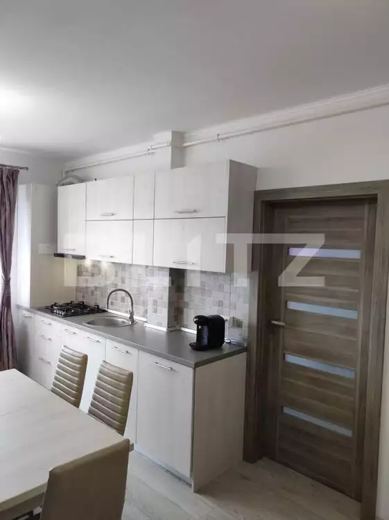 Apartament modern de 2 camere, 52mp, 2 parcari, zona Vivo