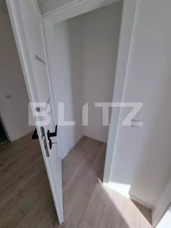 Apartament finisat cu CF, 3 camere, 2 bai, orientat Sus-Vest, zona Regal, Baciu