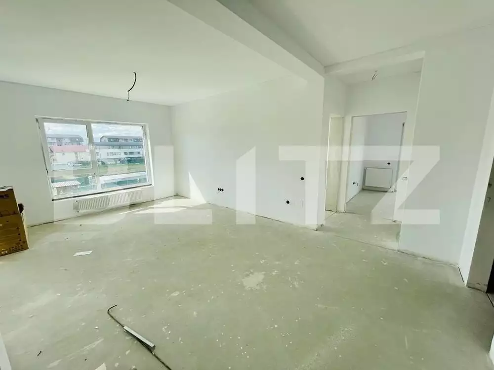 Apartament semifinisat, 3 camere, 80mp, parcare, zona Terra