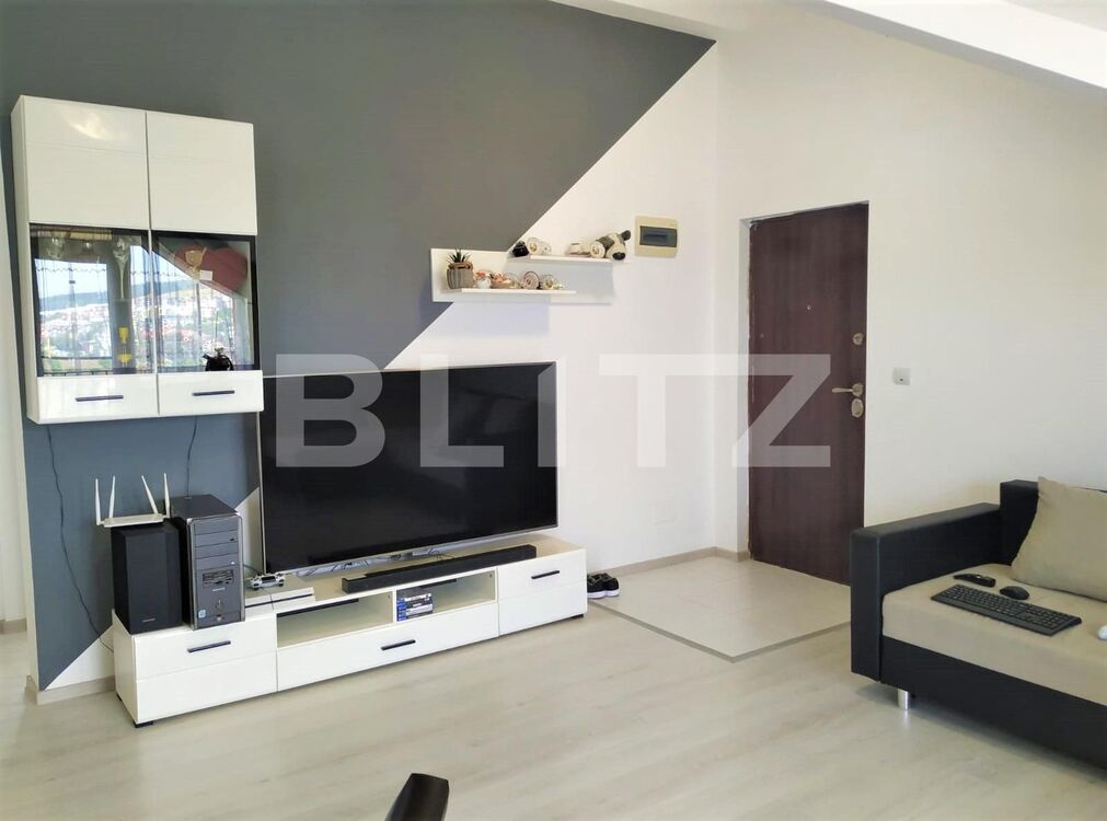 Apartament 4 camere, 78 mp utili, 22 mp terase, parcare, zona Colinei - PropertyBook