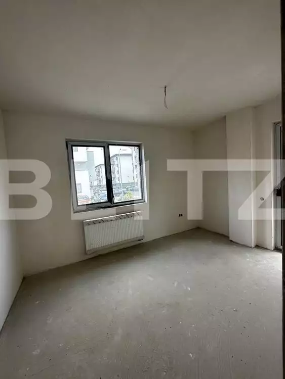 Apartament 3 camere semifinisat, 61 mp, parcare, zona Sub Cetate