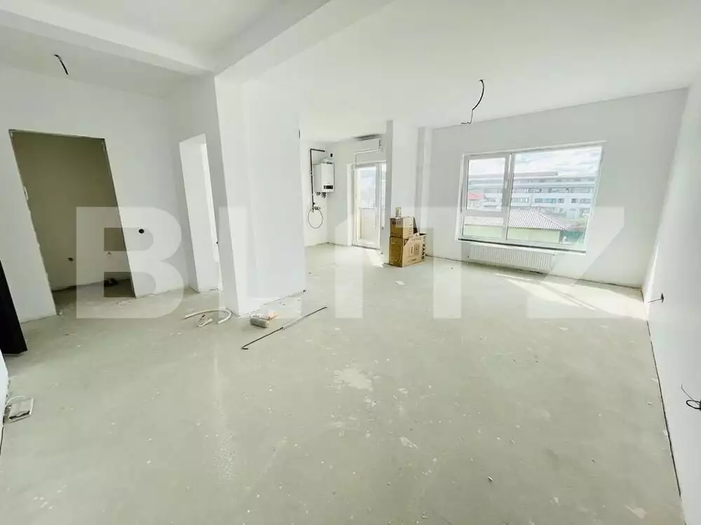 Apartament semifinisat, 3 camere, 80mp, parcare, zona Terra