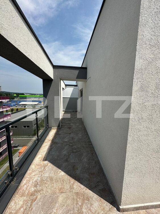 Penthouse 3 camere, 79 mp, terasa 33 mp, zona Vivo