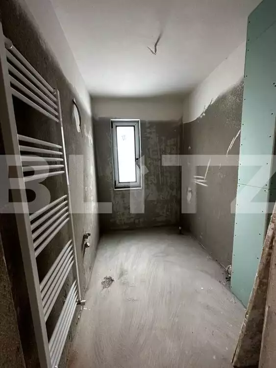 Apartament 3 camere semifinisat, 61 mp, parcare, zona Sub Cetate