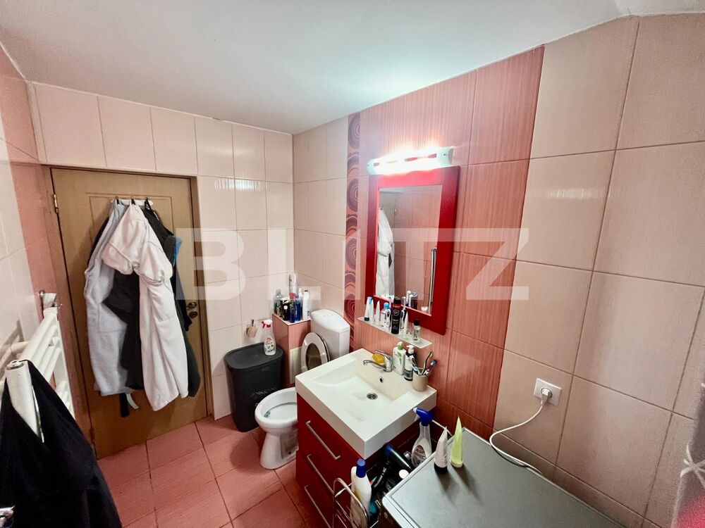Apartament 3 camere, 54mp, parcare, zona Subcetate