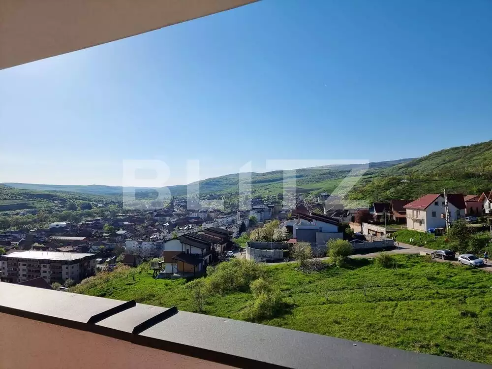 Apartament finisat cu CF, 3 camere, 2 bai, orientat Sus-Vest, zona Regal, Baciu
