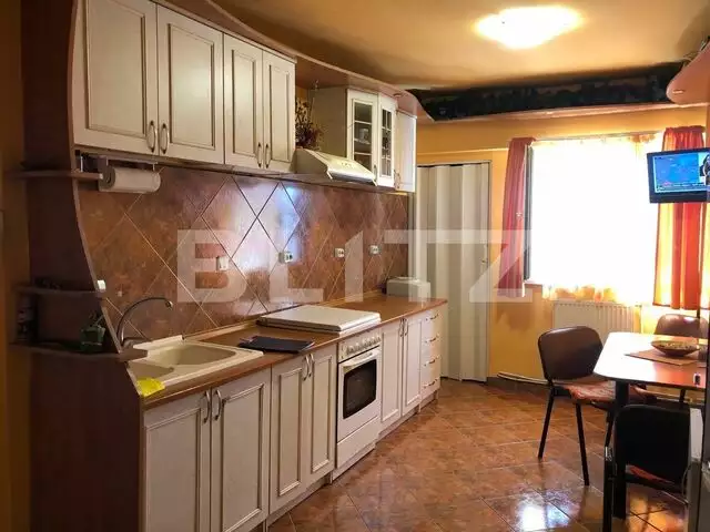 Apartament de 4 camere decomandat, zona Aurel Vlaicu! - PropertyBook