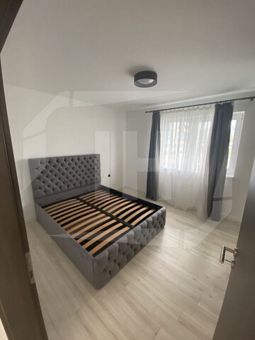 Apartament 3 camere modern, zona VIVO - PropertyBook
