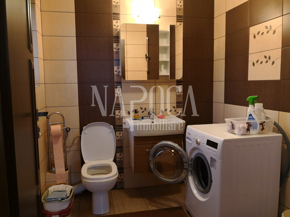 Vanzare casa, 5 camere in Borhanci