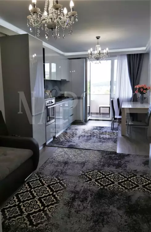 Vanzare apartament, 3 camere in Floresti