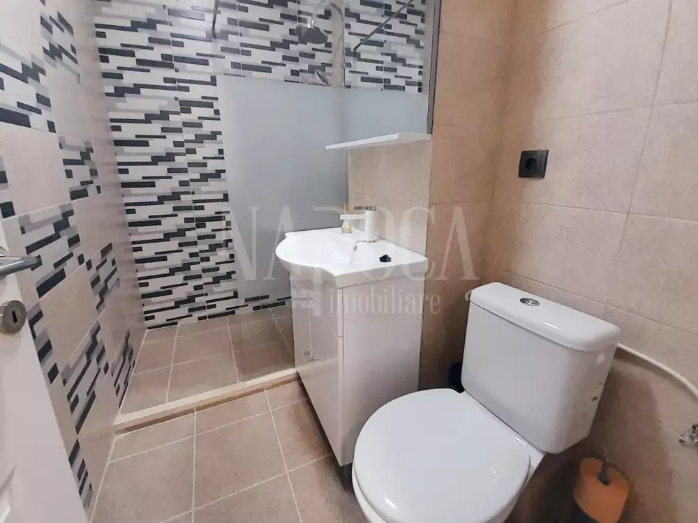 Vanzare apartament, 3 camere in Floresti