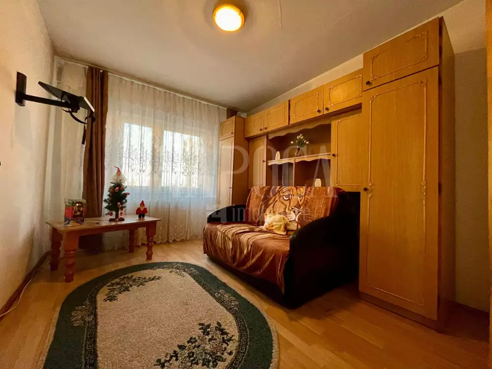 Se vinde apartament, 3 camere in Gheorgheni - PropertyBook