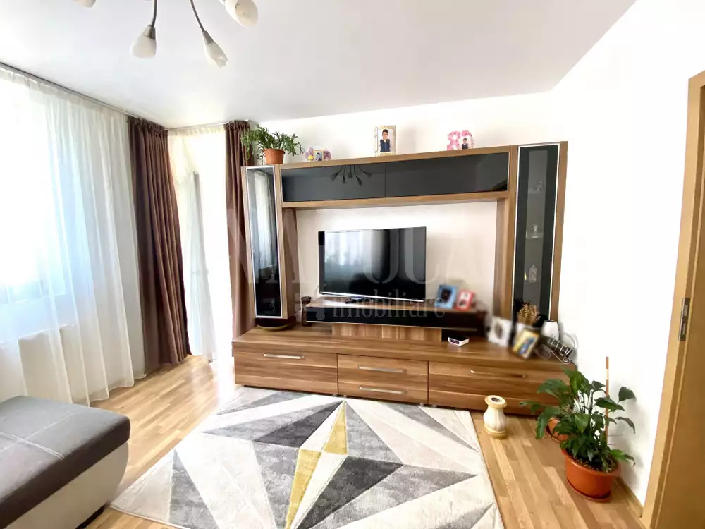 Vanzare apartament, 2 camere in Floresti - PropertyBook