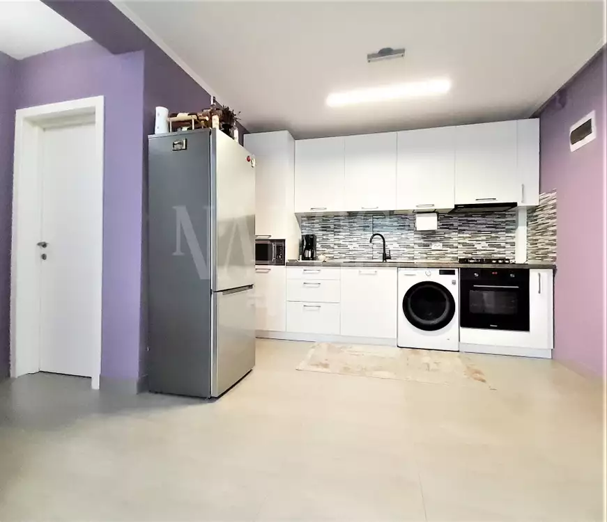 Se vinde apartament, 2 camere in Floresti
