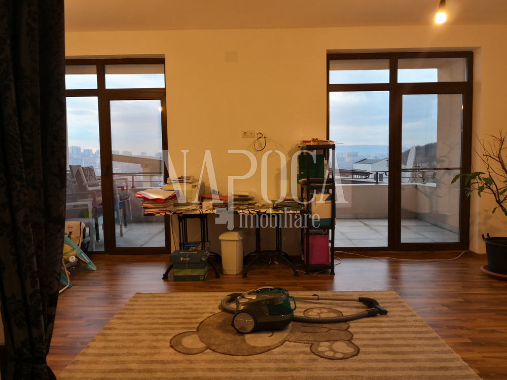 Vanzare casa, 5 camere in Borhanci