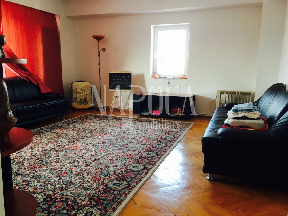 Vanzare apartament, 4 camere in Zorilor - PropertyBook