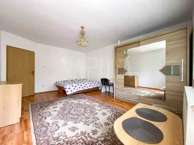 Vanzare apartament, o camera in Zorilor - PropertyBook