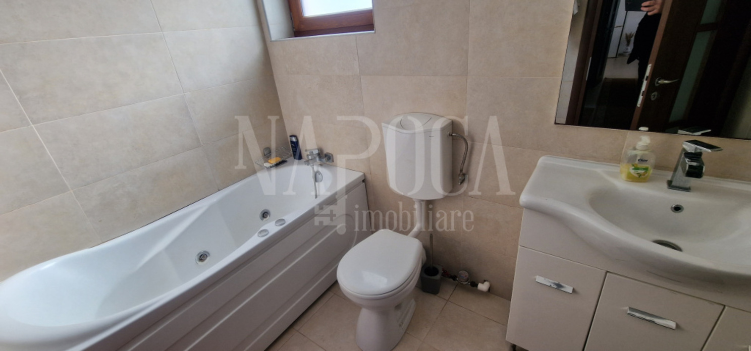 Se vinde casa, 6 camere in Borhanci