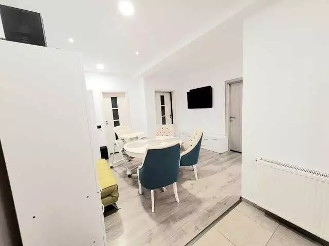 Se vinde apartament, 3 camere, in Cluj-Napoca, zona Borhanci - PropertyBook