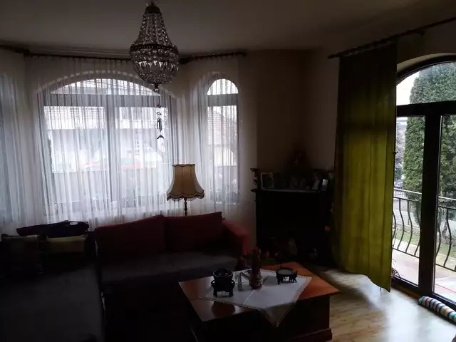 Se vinde casa, 8 camere, in Cluj-Napoca, zona Gruia - PropertyBook