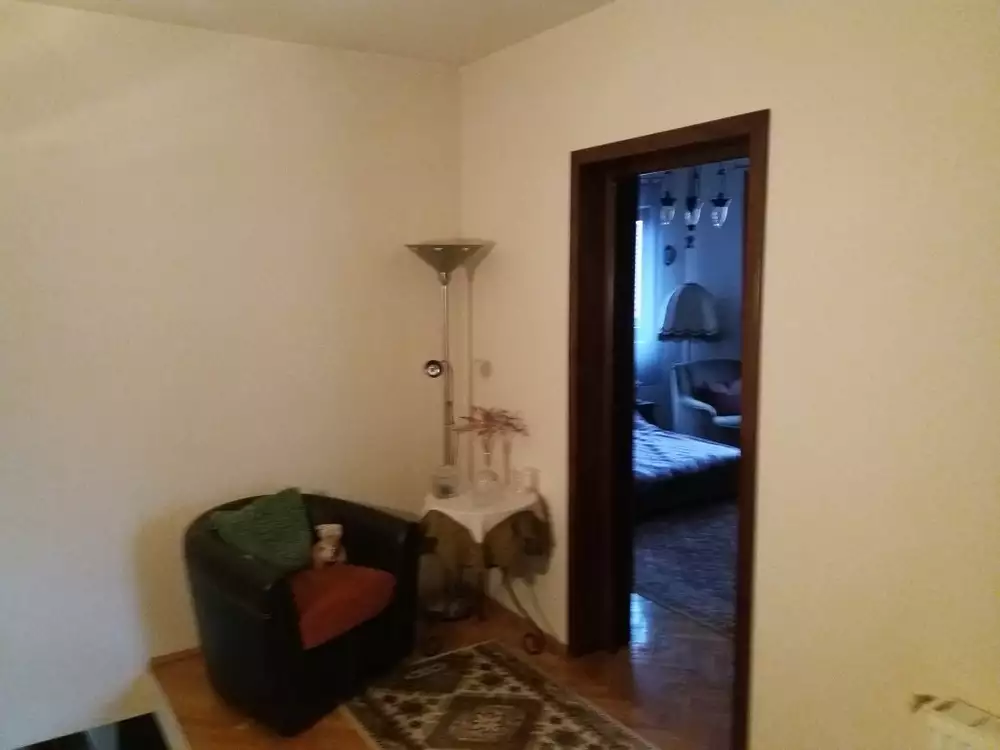 De vanzare casa, 8 camere, in Cluj-Napoca, zona Gruia - PropertyBook