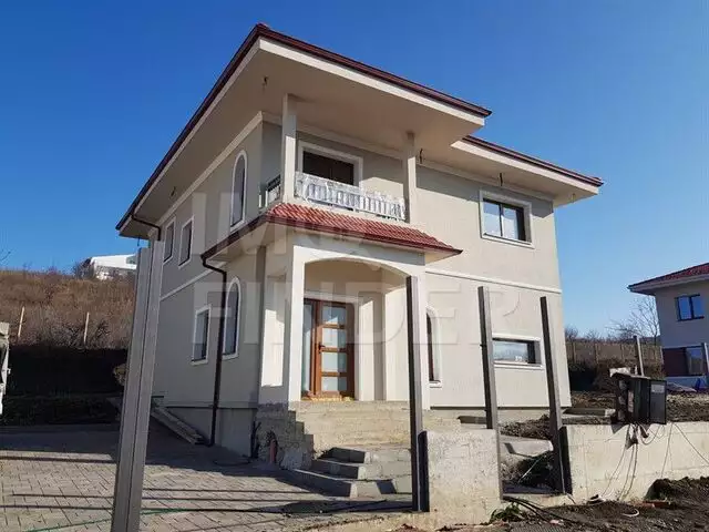 Vanzare casa individuala, Borhanci, 350 mp teren - PropertyBook