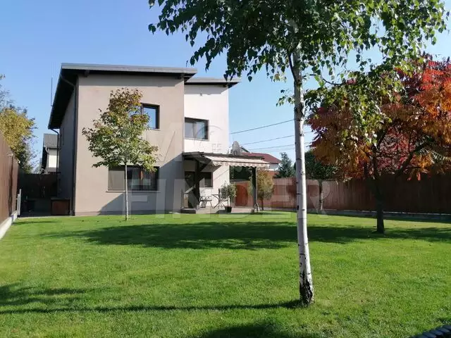 Casa LUX Cartier Europa