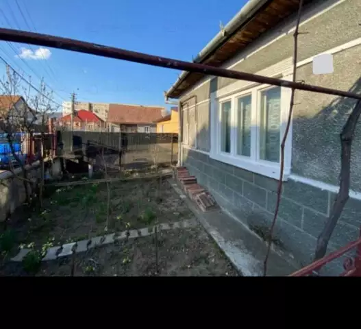 Casa individuala 3 camere, teren 477mp