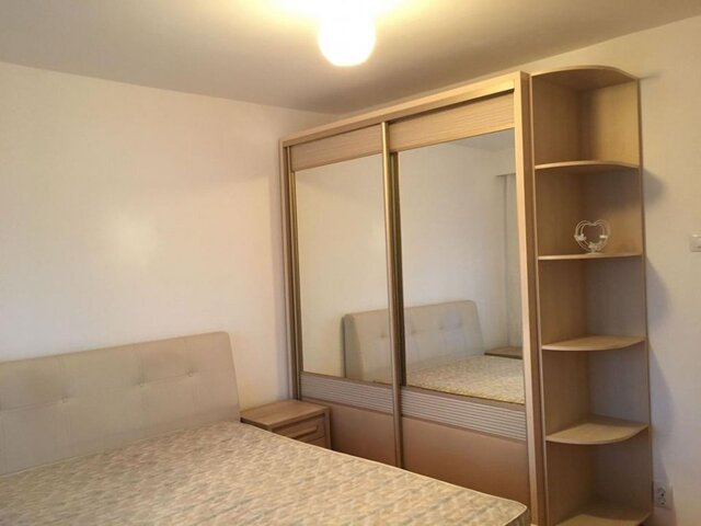 Apartament 3 camere etaj 1 in zona str. Dunarii