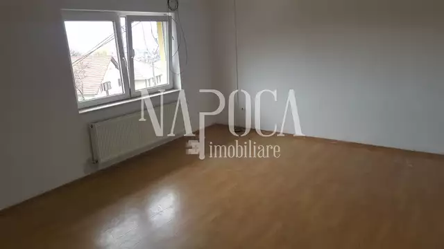 De vanzare casa, 6 camere in Andrei Muresanu