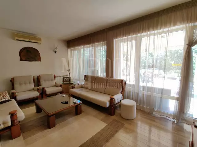 De vanzare casa, 9 camere in Zorilor