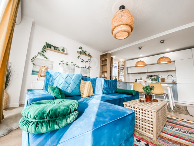 Vanzare apartament, 2 camere in Andrei Muresanu