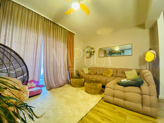 Vanzare apartament, 3 camere in Borhanci