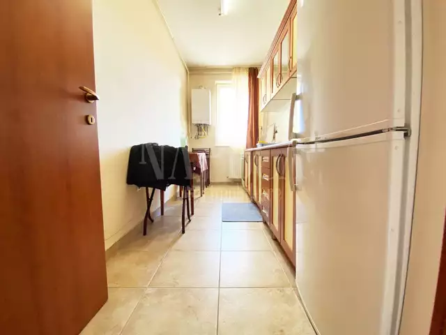 Vanzare apartament, o camera in Grigorescu - PropertyBook