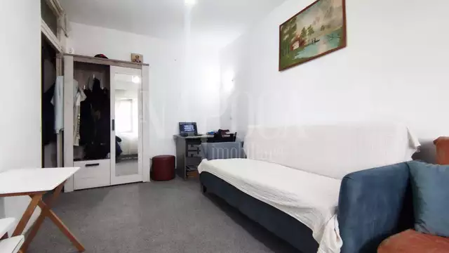 Vanzare apartament, o camera in Dambul Rotund