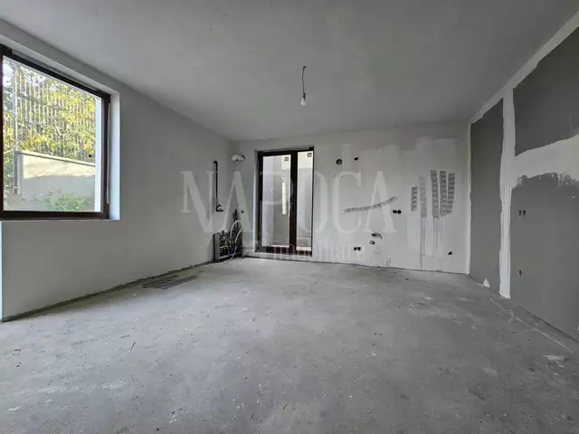 De vanzare casa, 5 camere in Iris