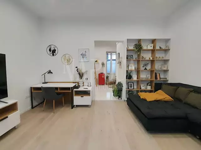 De vanzare apartament, o camera in Centru