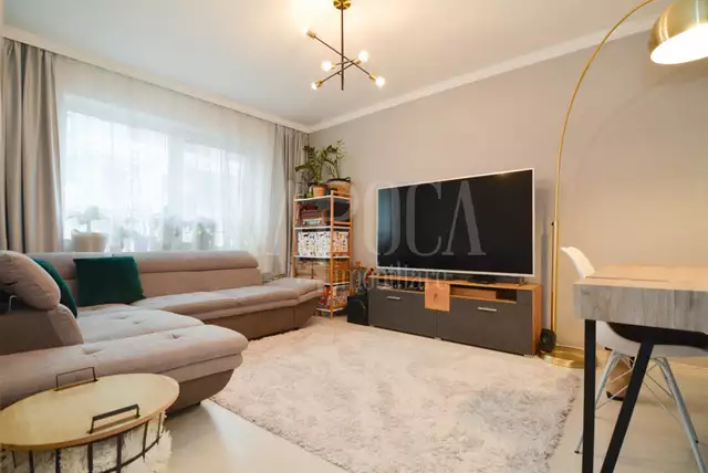 De vanzare apartament, 2 camere in Intre Lacuri