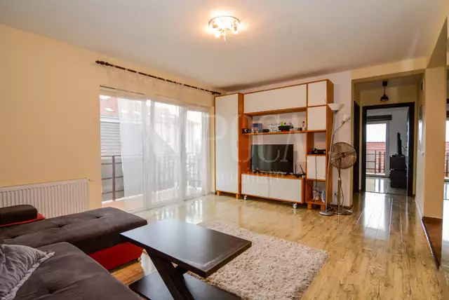 Se vinde apartament, 2 camere in Zorilor - PropertyBook